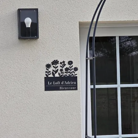 Le Loft D'adrien, Ode A La Douc'eure, Classe 3 Etoiles, Accueil Velo