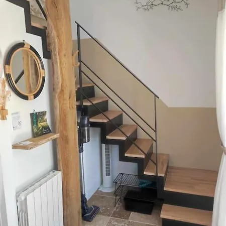 Le Loft D'adrien, Ode A La Douc'eure, Classe 3 Etoiles, Accueil Velo *